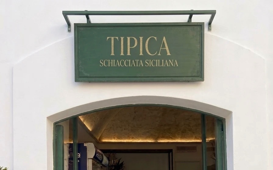 TIPICA Schiacciata Siciliana